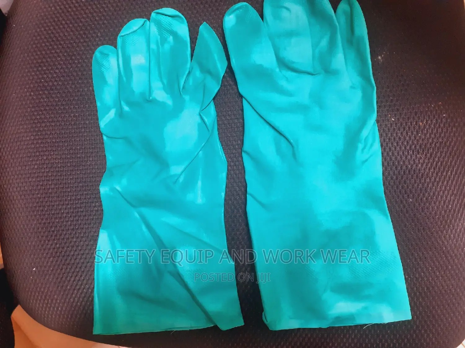 Disposable Nitrile Gloves Automotive Industry