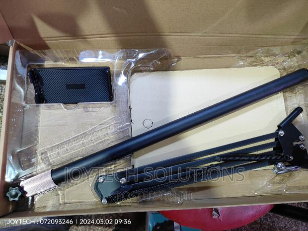 Tablet Stand/ Phone Tripod Stand , iPad Stand.,2.1 Meter Hig - thumbnail 2