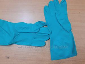 Non Sterile Nitrile Gloves For General Household Use - thumbnail 2