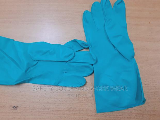 Non Sterile Nitrile Gloves For General Household Use - main view