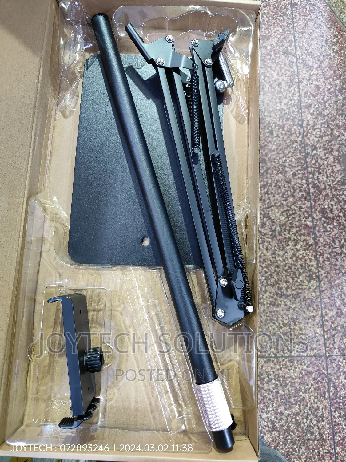 Tablet Tripod, iPad Stand. 2.1 Meter High, Adjustable