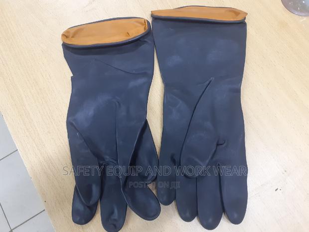 Safety Rubber Gloves For Restaurants - main view