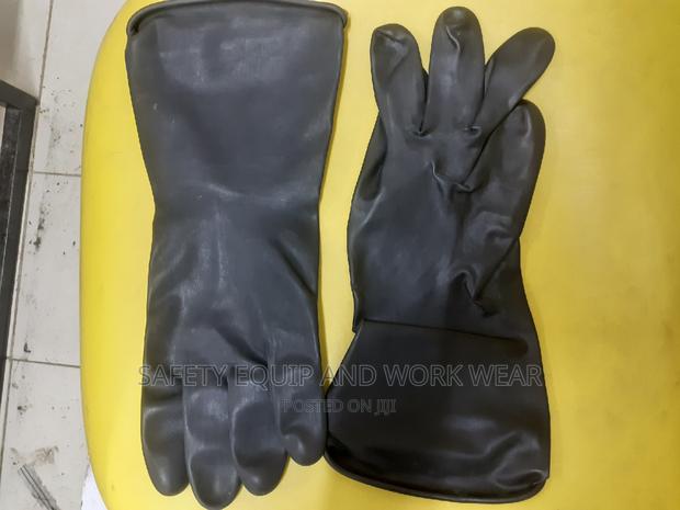 Rubber Gloves- Prevent Detergents