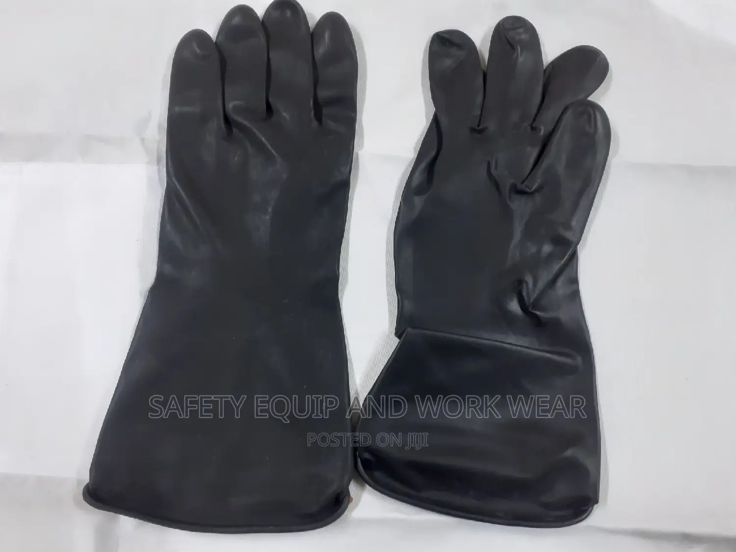 Water Resistant Rubber Glove- Prevent Harmful Substances