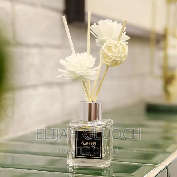 Aromatherapy Reed Diffuser - thumbnail 3
