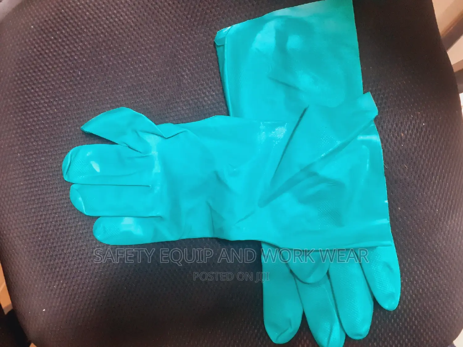 Nitrile Glove- For Handling Household Chemicals