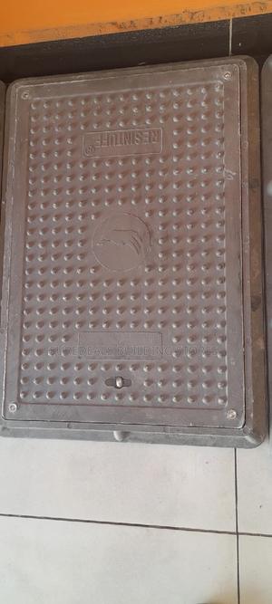 Light Duty Manhole Cover -18" × 24" - thumbnail 2