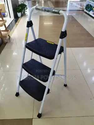 3 Step Ladder/Foldable Ladder