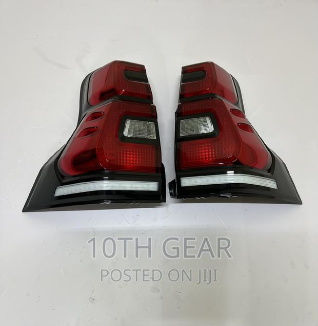 Prado 150 2018 Tail Lamp Red With LED Per PC - main view