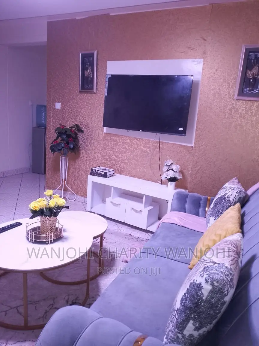 One Bedroom South B Airbnb