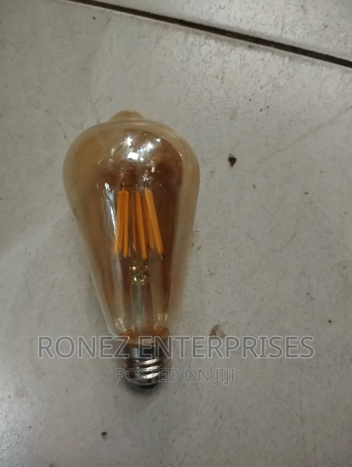 Filament Bulb 8 WLT