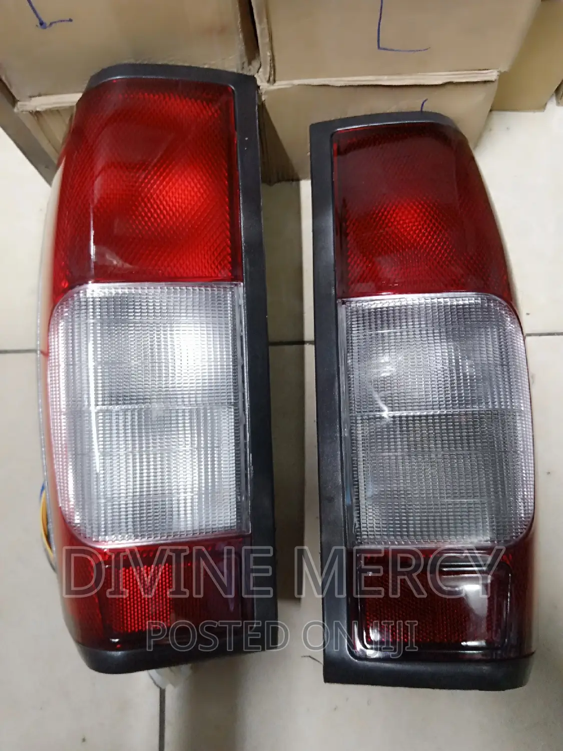 Hardbody Backlight Taillight Right and Left