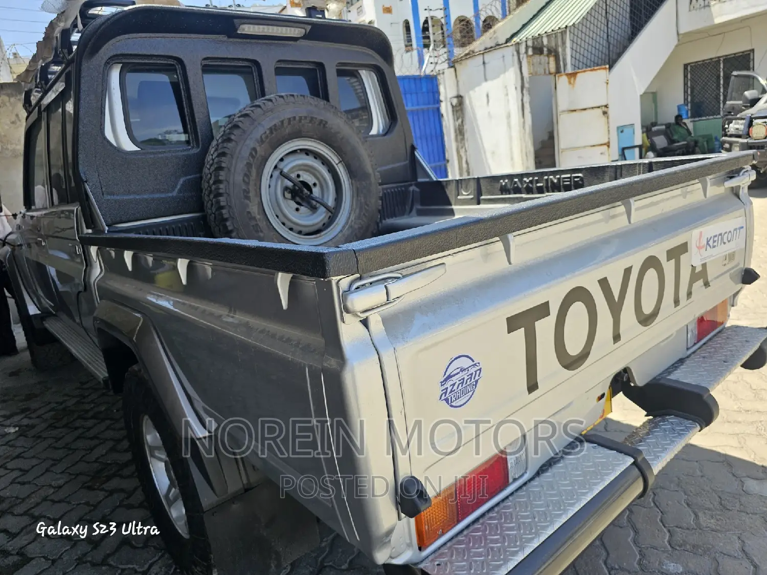 Toyota Land Cruiser 2017 Gray