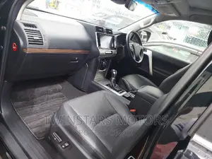 Toyota Land Cruiser Prado 2.8 2018 Black