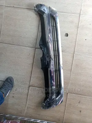 Chrome Grill Hiace 7L 2012 Model