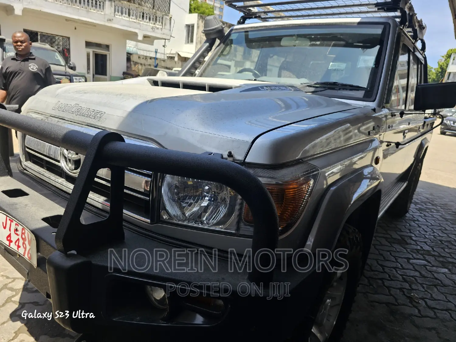 Toyota Land Cruiser 2017 Gray