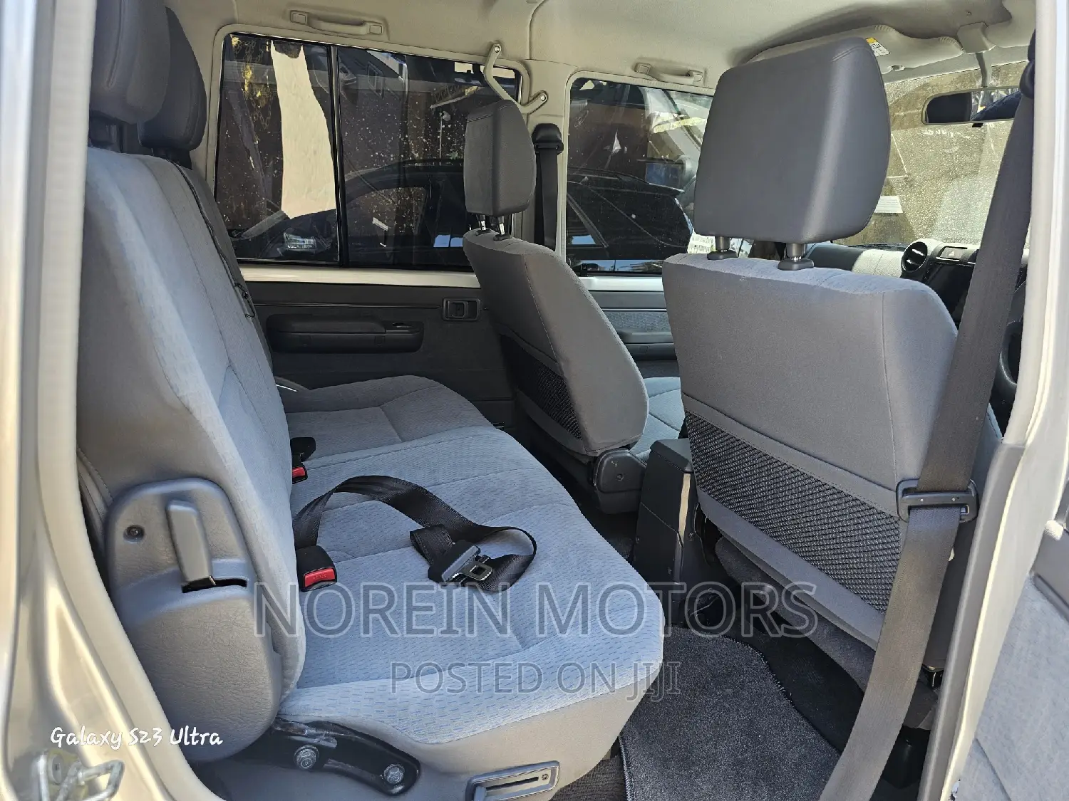 Toyota Land Cruiser 2017 Gray