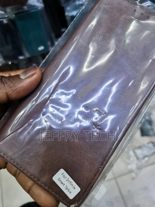 Infinix Smart 7 HD / PLUS Magnetic Multi-Card Slot Leather - thumbnail 3