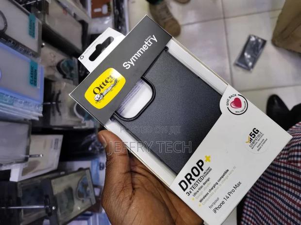 iPhone 14 Pro Max Case - Otterbox Symmetry - Black - thumbnail 3