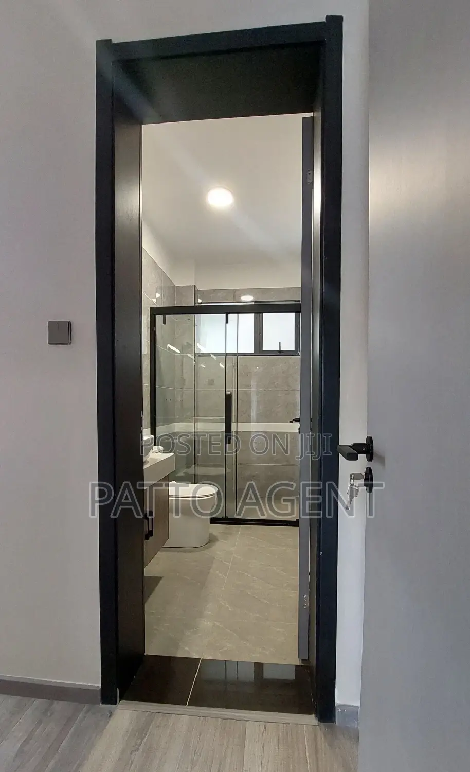 3bdrm Apartment in Lavington, Valley Arcade for sale