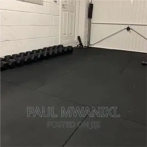Commercial Rubber Gym Flooring Black - 15mm Gym Mats 1MX1M.