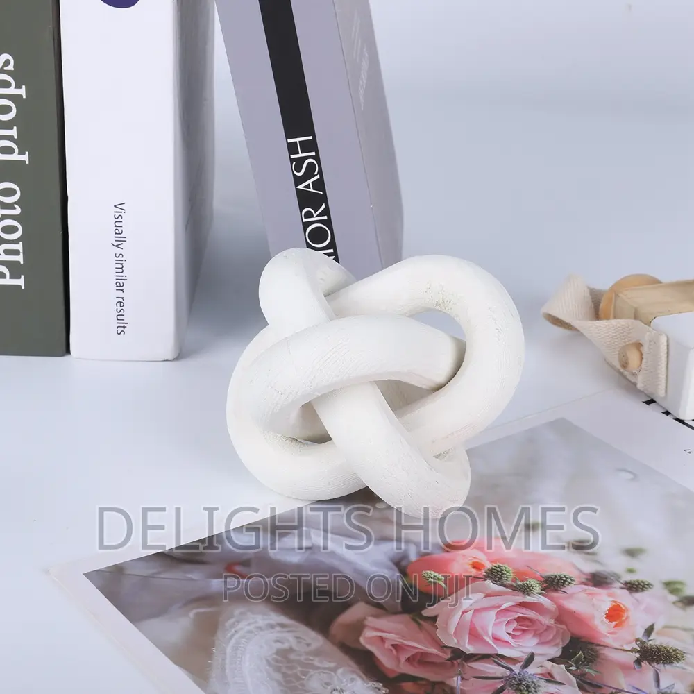 *3-Link Wood Chain Link Decor*