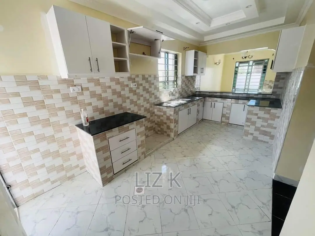 3bdrm Bungalow in Mugutha, Ruiru for sale