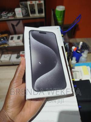 New Apple iPhone 15 Pro Max 256 GB Black - thumbnail 2