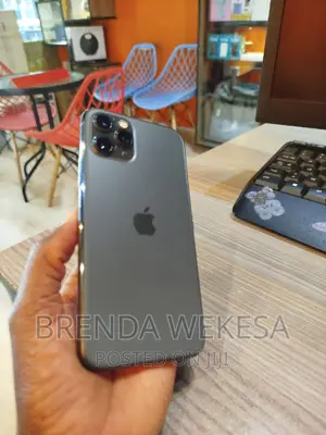 New Apple iPhone 15 Pro Max 256 GB Black