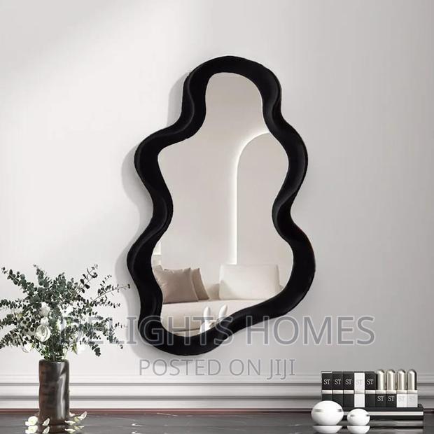 Decorative Mirror - thumbnail 2