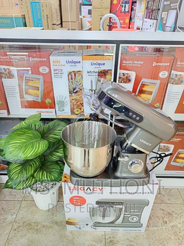 10 L Legacy Stand Mixers With Digital and Manual Settings