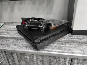 Playstation 4 Slim Console