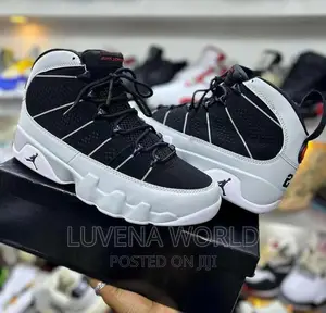 Air Jordan 9