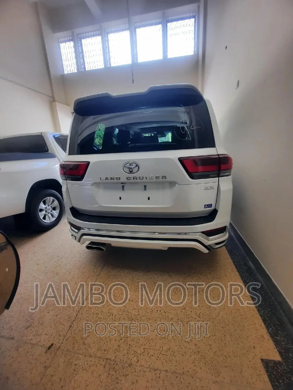 Toyota Land Cruiser 3.5 Petrol 4WD 2022 White