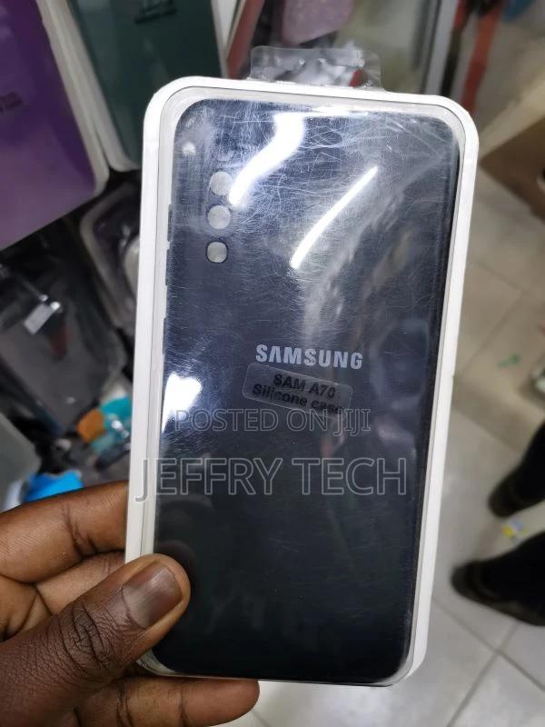 Silicone Back Case for Samsung Galaxy A70 - Black