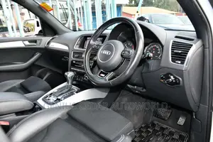 Audi Q5 2.0T Premium AWD quattro 2016