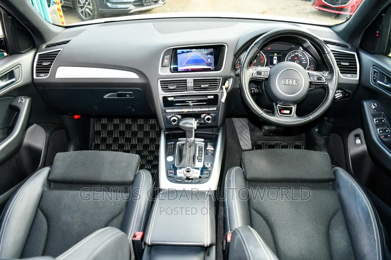 Audi Q5 2.0T Premium AWD quattro 2016