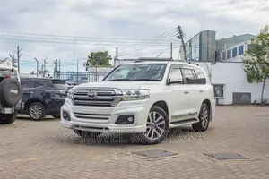 Toyota Land Cruiser 4.6 V8 ZX 2018 Pearl