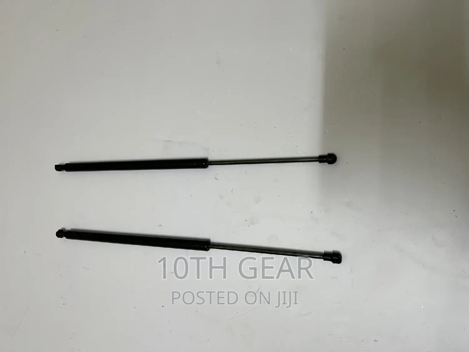 Prado150 Bonnet Shocks/Bonnet Gas Strut Pair