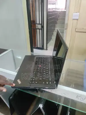 Laptop Lenovo ThinkPad T470s 8GB Intel Core I7 SSD 256GB