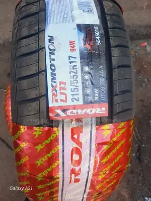 215/55zr17 Roadx