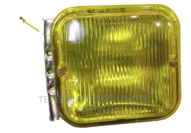 Nissan Ud Fog Light Lamp - main view