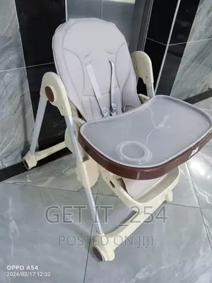 Foldable Feeding Chair