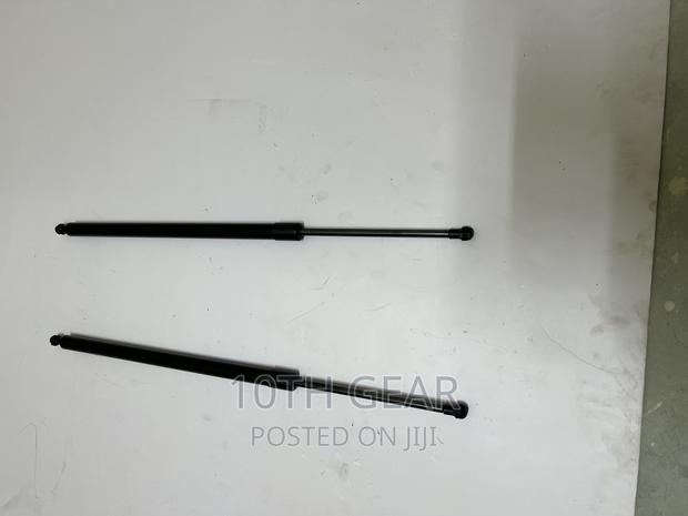 Harrier 2014 Boot Shocks / Gas Struts Right/Left PCS