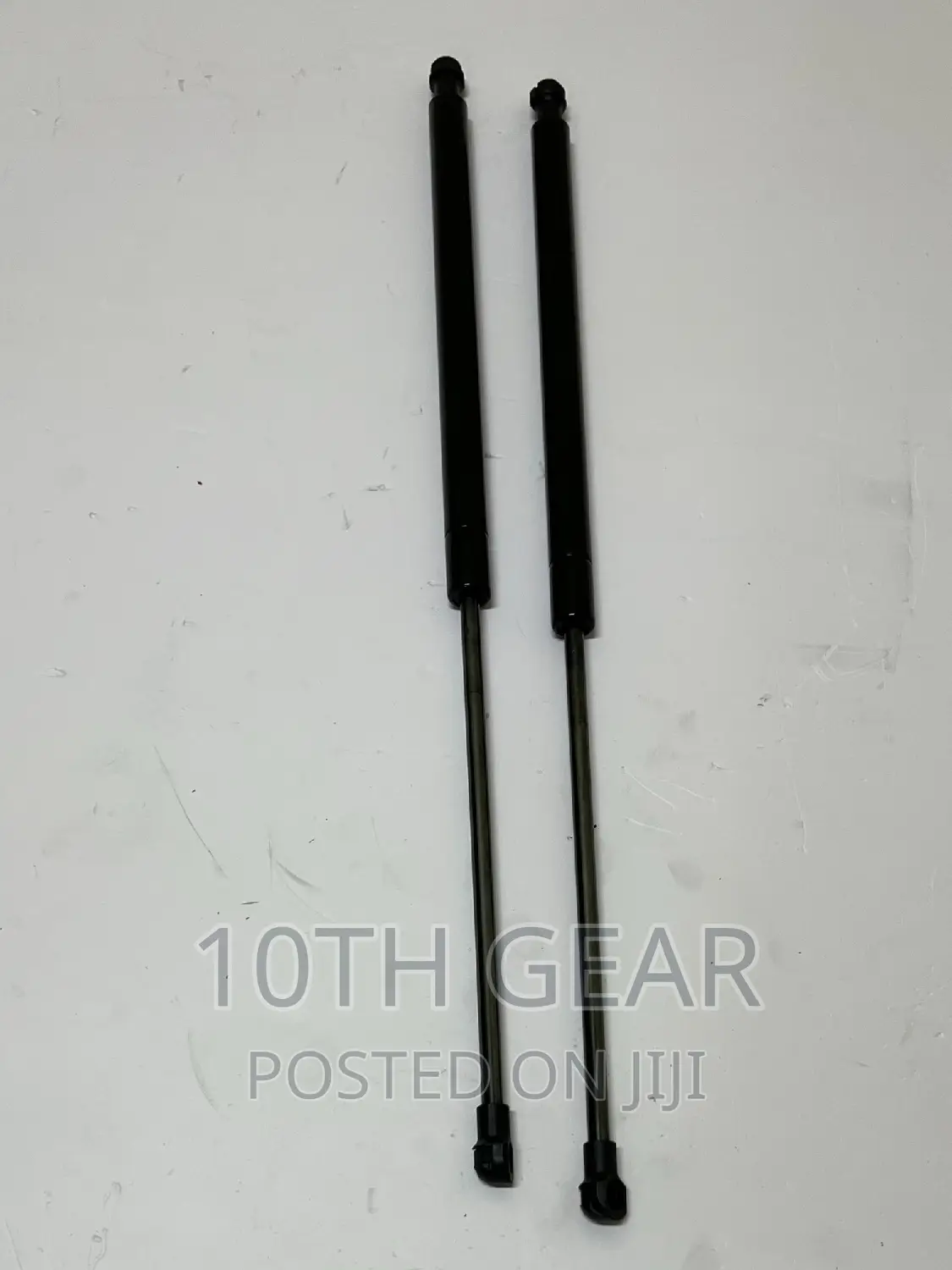 Harrier 2014 Bonnet Shocks/Bonnet Gas Struts