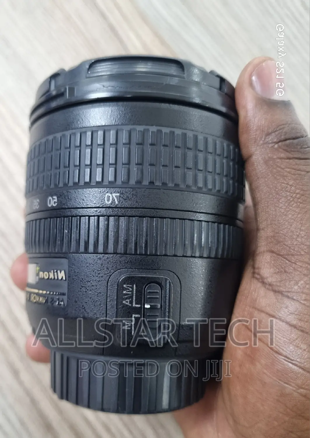 Nikon AF-S 18-70mm