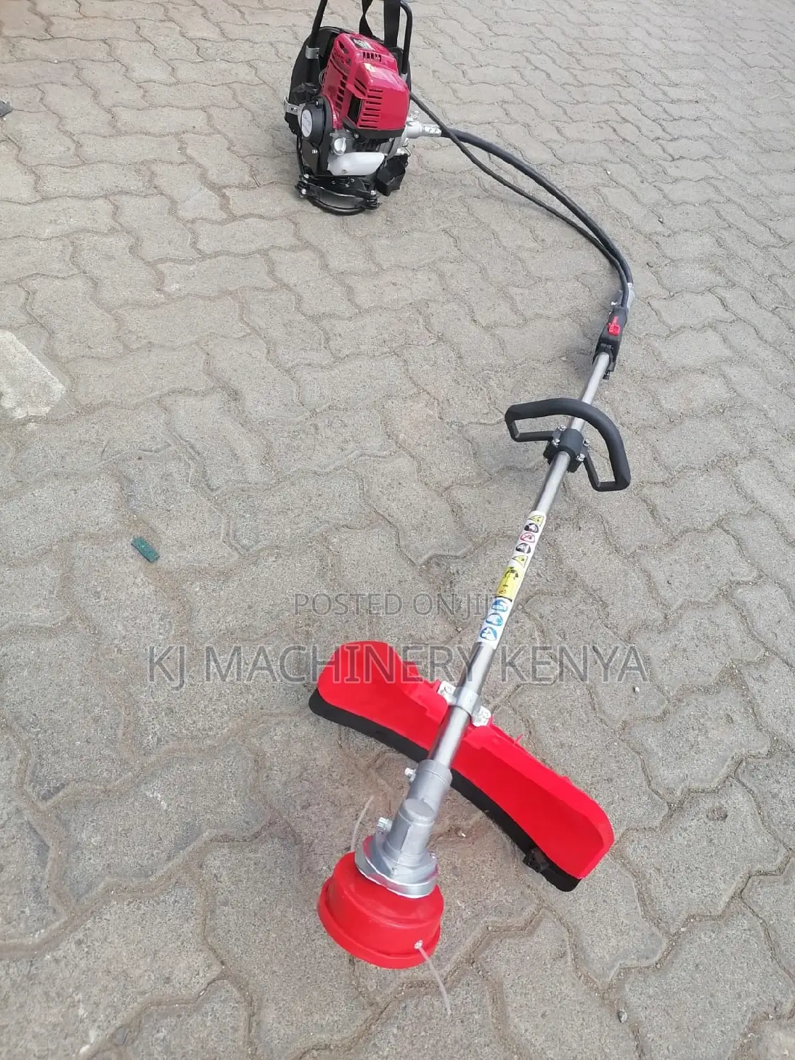 DIVO 4 Stroke Engine Brushcutter