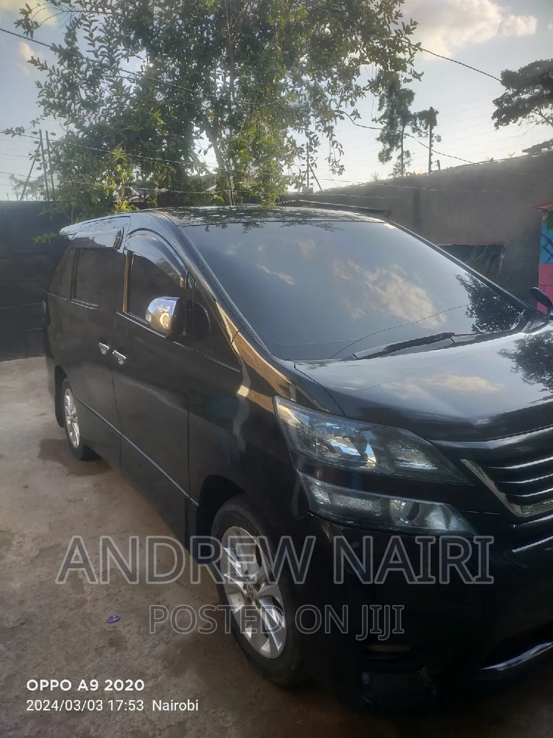 Toyota Vellfire for Hire, 8 Seater