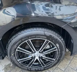Toyota Corolla Fielder 2017 Black