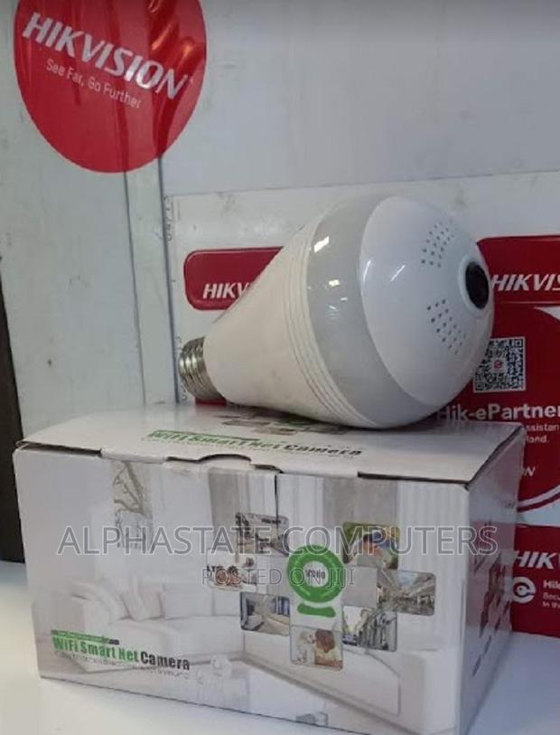 V380 Bulb Light Wireless Panoramic IP Camera